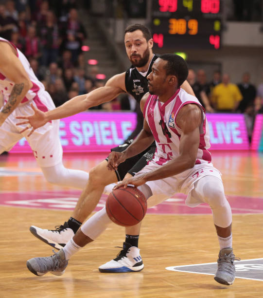 平的助手 平的助手